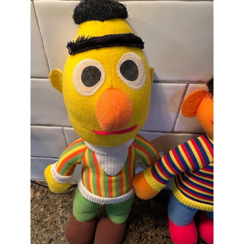 Vintage Applause Sesame‎ Street Bert and Ernie plush puppets